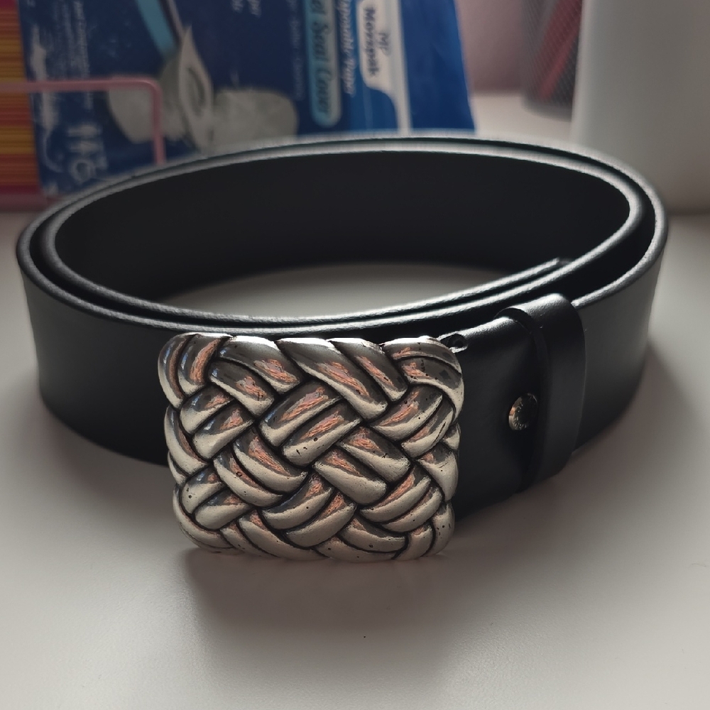 Elegant Black and Silver Belt